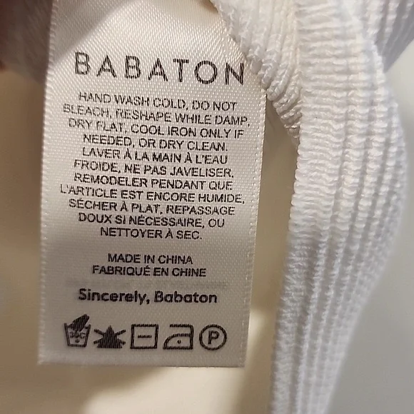 P.18 Aritzia Babaton Knit White V Neck Tank size 2XS - Picture 3 of 4